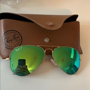 Raybans- green aviators polarized